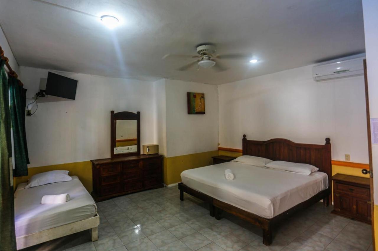 Hotel Vista Caribe 5Ta Av A 5 Pasos De La Playa Playa del Carmen Eksteriør bilde