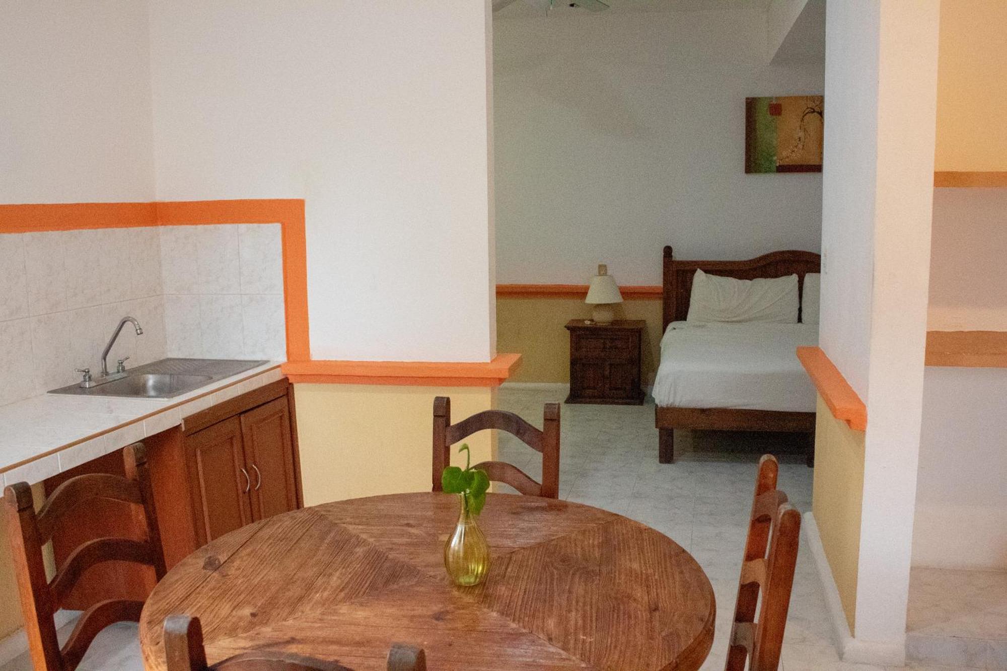 Hotel Vista Caribe 5Ta Av A 5 Pasos De La Playa Playa del Carmen Eksteriør bilde