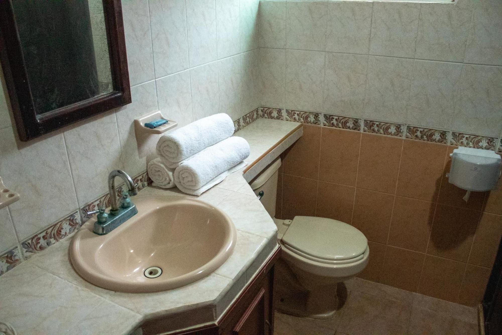 Hotel Vista Caribe 5Ta Av A 5 Pasos De La Playa Playa del Carmen Eksteriør bilde