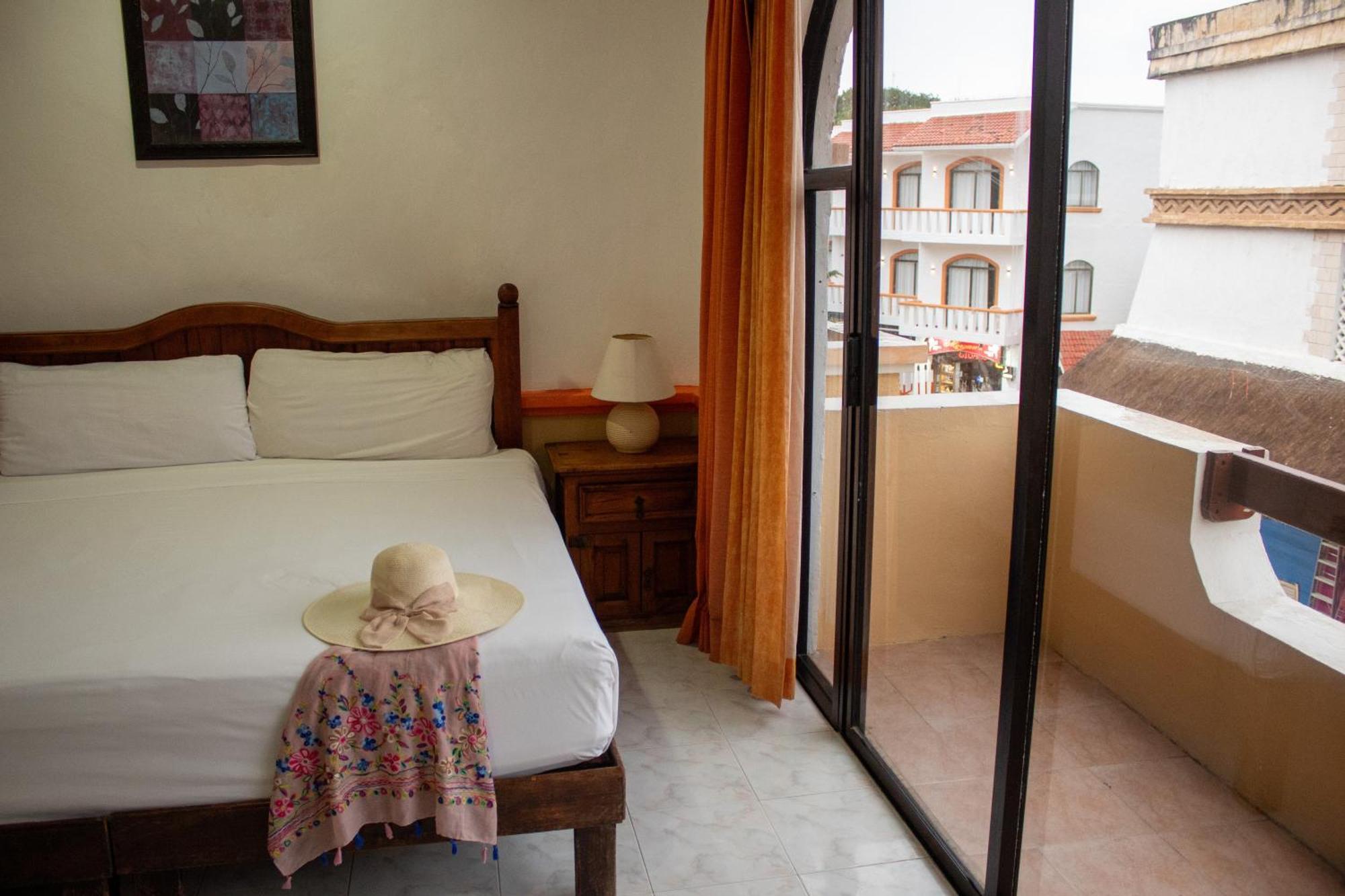 Hotel Vista Caribe 5Ta Av A 5 Pasos De La Playa Playa del Carmen Eksteriør bilde