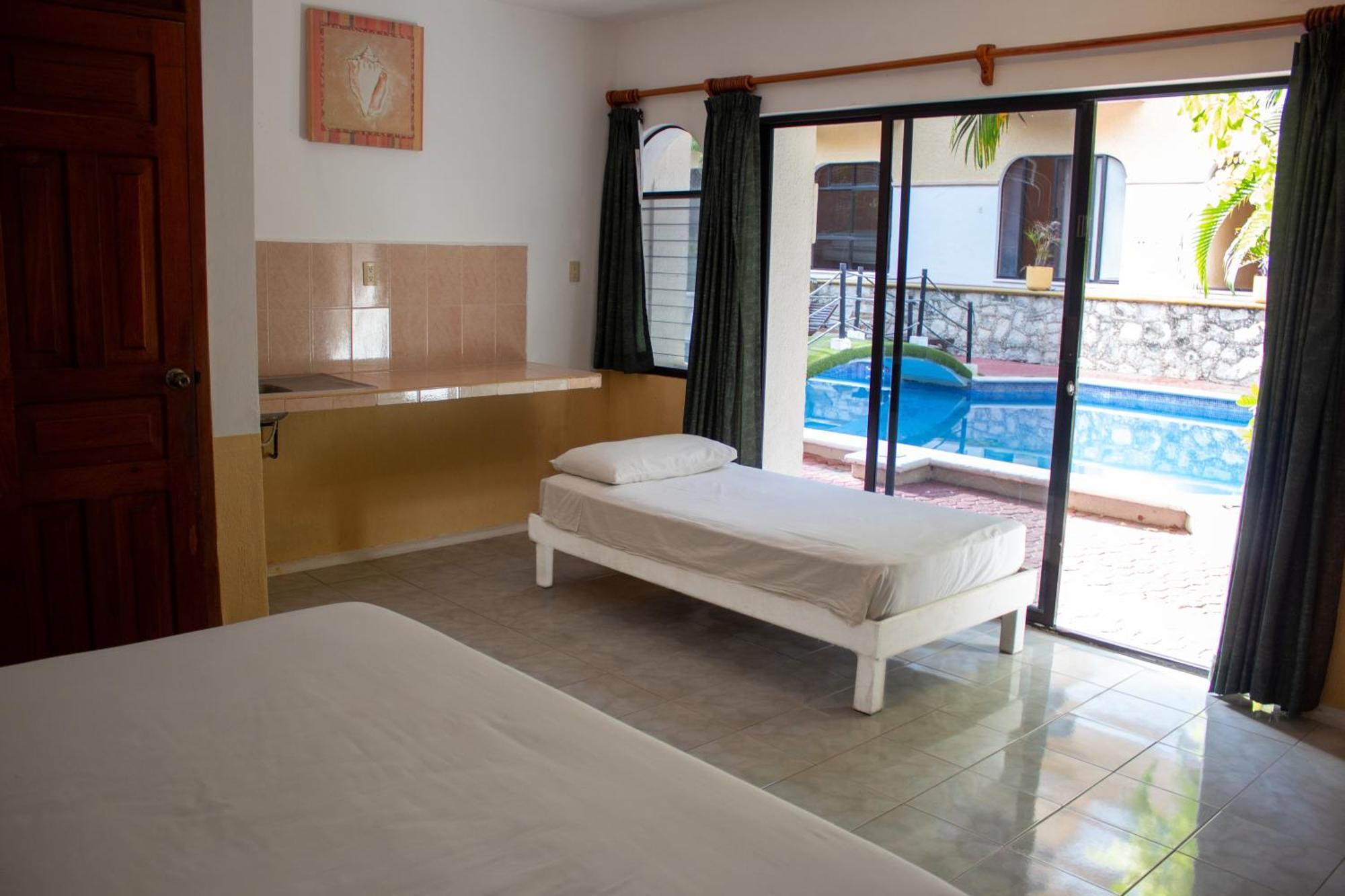 Hotel Vista Caribe 5Ta Av A 5 Pasos De La Playa Playa del Carmen Eksteriør bilde