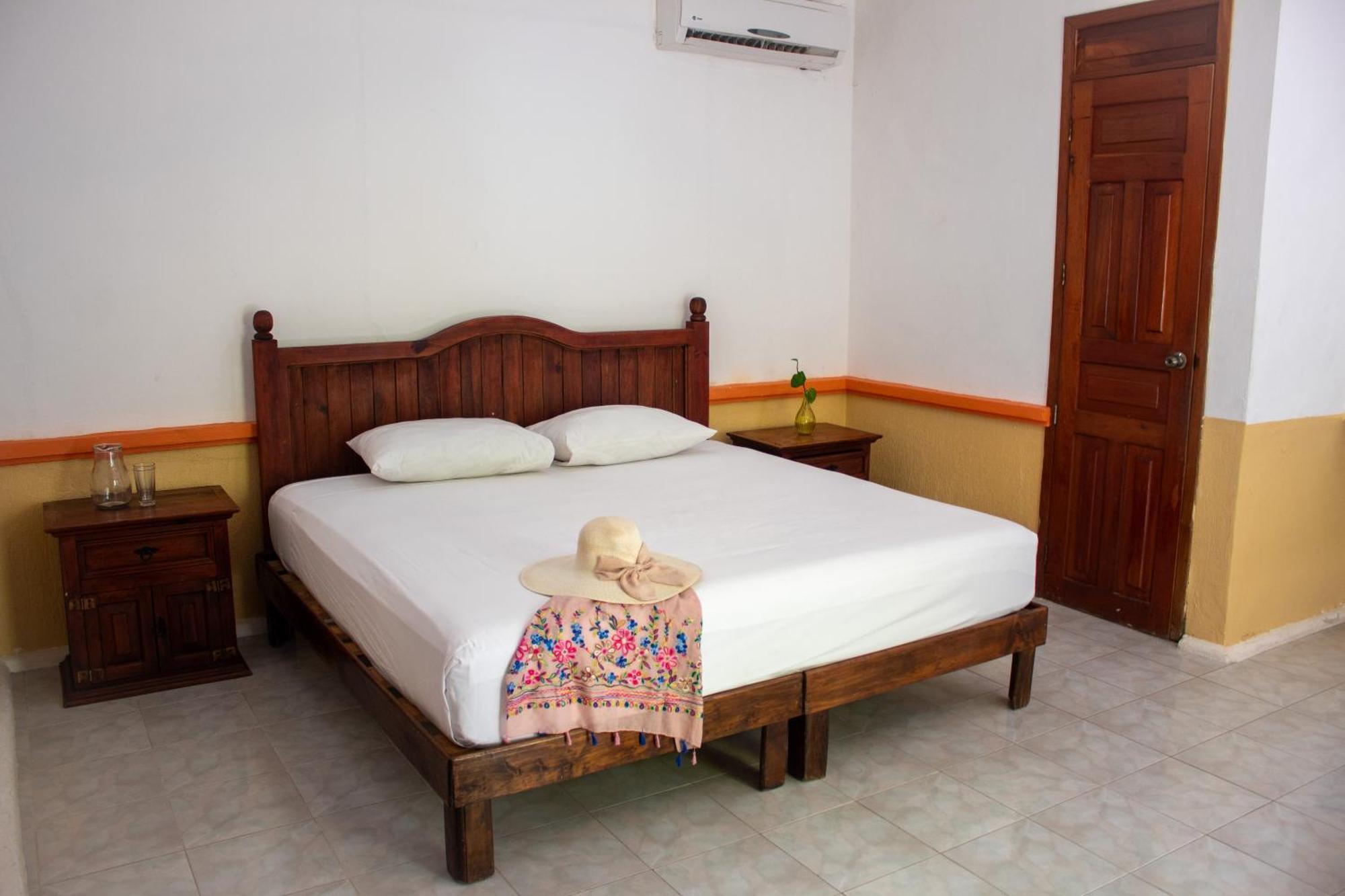 Hotel Vista Caribe 5Ta Av A 5 Pasos De La Playa Playa del Carmen Eksteriør bilde