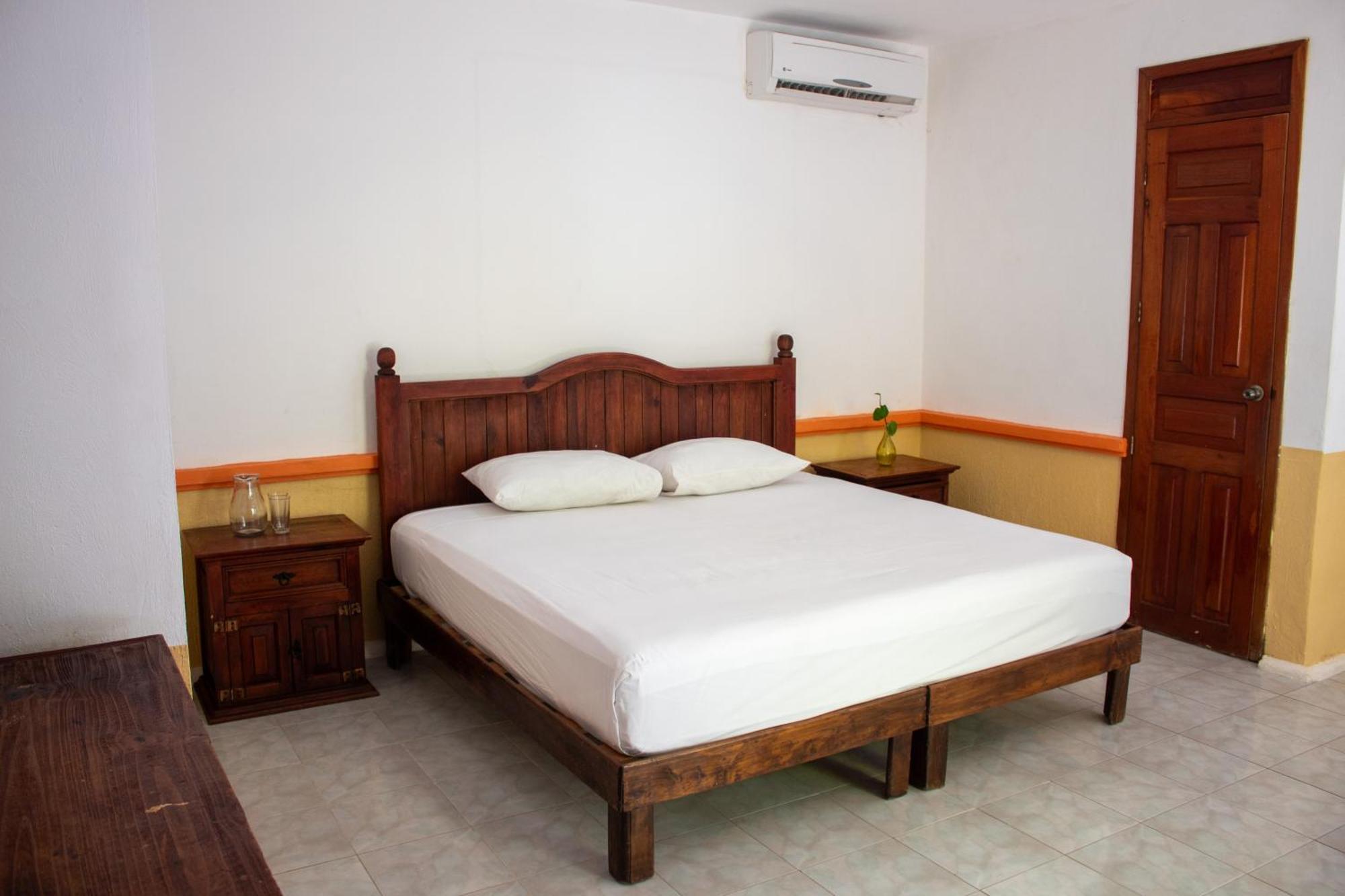 Hotel Vista Caribe 5Ta Av A 5 Pasos De La Playa Playa del Carmen Eksteriør bilde